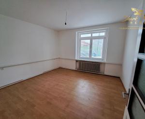 Rodinný dom s pozemkom vhodným na podnikanie