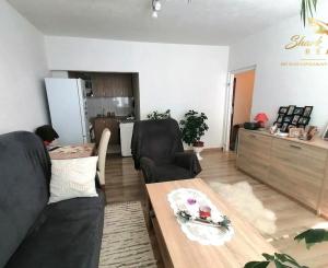 PEKNÝ 2 IZBOVÝ BYT - PO REKONŠTRUKCIÍ
