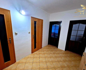 PEKNÝ 2,5 IZBOVÝ BYT -  VÝBORNÁ LOKALITA