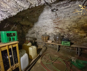 Znížená cena - Jedinečná príležitosť - Historický vinársky dom v samotnom srdci Pezinka