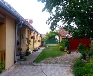 Krásny vidiecky dom s rozsiahlym pozemkom