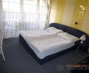 PENZIÓN / Apartmánový dom pri Štúrove