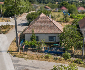 ZNÍŽENÁ CENA! Vidiecky dom s veľkým pozemkom 