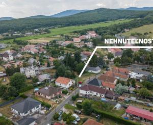 TOP ponuka! Priestranný stavebný pozemok neďaleko lesa