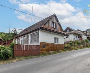 TOP ponuka! Útulný dom s terasou, garážou a výhľadom na prírodu 
