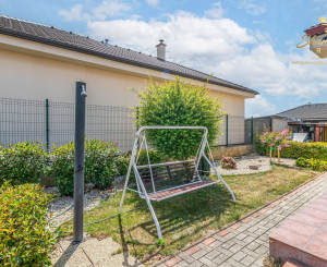 Moderný 3-izbový bungalov len 15 minút od Nového Mesta nad Váhom – Hôrka nad Váhom