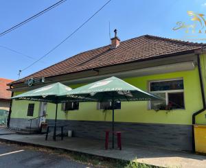 Obchodný priestor s ubytovacím zariadením