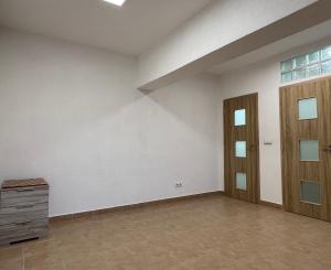 1i byt na 7. posch. v Starom Meste | Balkón 10 m² | Okamžitý výnos |