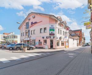 Komerčná budova s okamžitým výnosom – LM Market