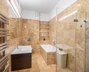 Luxusný 5i byt | 155 m², krb, terasa | Výhľad na Dunaj | Hradný kopec | Ihneď