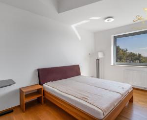 Luxusný 5i byt | 155 m², krb, terasa | Výhľad na Dunaj | Hradný kopec | Ihneď
