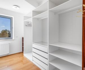 Luxusný 5i byt | 155 m², krb, terasa | Výhľad na Dunaj | Hradný kopec | Ihneď