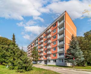 3-IZBOVÝ BYT S 2 BALKÓNMI A LOGGIOU NA ULICI A. HLINKU | PIEŠŤANY