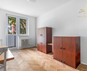 3-IZBOVÝ BYT S 2 BALKÓNMI A LOGGIOU NA ULICI A. HLINKU | PIEŠŤANY