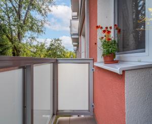 3-IZBOVÝ BYT S 2 BALKÓNMI A LOGGIOU NA ULICI A. HLINKU | PIEŠŤANY