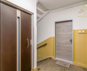 3-IZBOVÝ BYT S 2 BALKÓNMI A LOGGIOU NA ULICI A. HLINKU | PIEŠŤANY