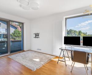 Panoráma Dunaja a Rakúska | 4i, 125 m² + terasy | Hradný kopec | Staré Mesto