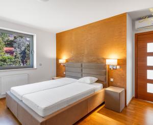 Panoráma Dunaja a Rakúska | 4i, 125 m² + terasy | Hradný kopec | Staré Mesto