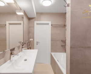 Prekvapivo tichý 3i byt na Šancovej | Po architektonickej rekonštrukcii | 77m², 2x balkón | 