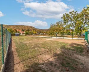 VÁŠ BUDÚCI DOMOV POD MALÝMI KARPATMI | STAVEBNÝ POZEMOK 654 m², SMOLENICE