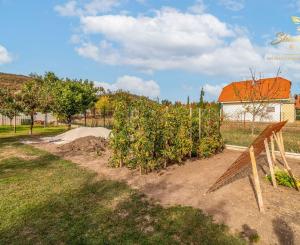 VÁŠ BUDÚCI DOMOV POD MALÝMI KARPATMI | STAVEBNÝ POZEMOK 654 m², SMOLENICE