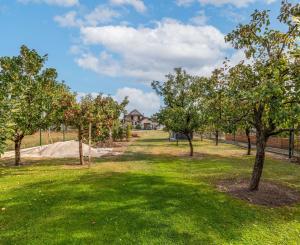 VÁŠ BUDÚCI DOMOV POD MALÝMI KARPATMI | STAVEBNÝ POZEMOK 654 m², SMOLENICE