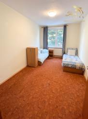 Ponuka predaja: Priestranný 4-izbový byt s loggiou (84 m²), Martin – Košúty