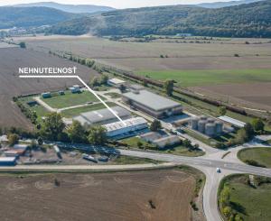 Na predaj moderný komerčný areál 1040 m² s logistickým zázemím – Nové Mesto nad Váhom