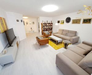 Veľkometrážny byt 100m2 s terasou v centre mesta