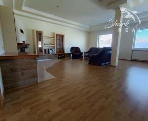 Administratívno-apartmánová budova