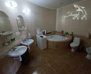 Administratívno-apartmánová budova