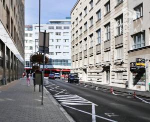 Kompletne zariadený 3 - izbový byt v srdci Bratislavy