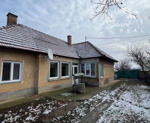 Predaj RD s krásnym pozemkom obec Semerovo / Nové Zámky.