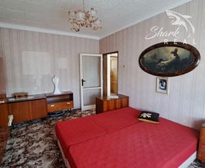 NEPREHLIADNITE! Na predaj 4 izbový rodinný dom v tichej časti obce