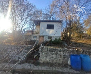 ZNÍŽENÉ !!! CHATKA SO ZÁHRADOU - PARTIZÁNSKE - NÁVOJOVCE