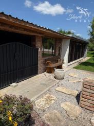 Štýlový 5-izbový bungalov s krásnou záhradou