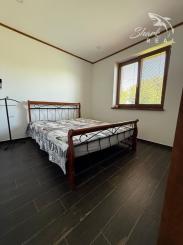 Štýlový 5-izbový bungalov s krásnou záhradou