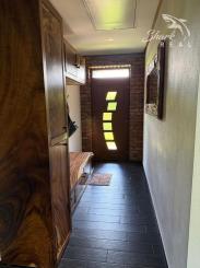 Štýlový 5-izbový bungalov s krásnou záhradou