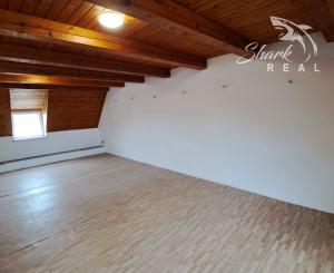 TOP PONUKA! Priestranný 7 izbový dom na predaj. IHNEĎ OBÝVATEĽNÝ