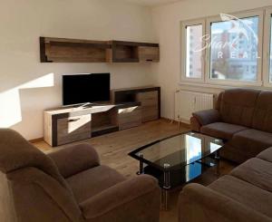 Ponúkame vám na prenájom zariadený 3-izbový byt