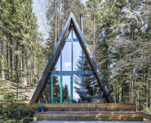 Pozemok v lone prírody s potôčikom– ideálny pre vašu vysnívanú chatu!