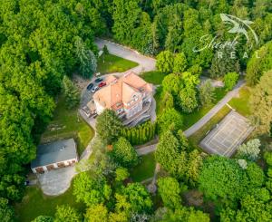 Pozemok v lone prírody s potôčikom– ideálny pre vašu vysnívanú chatu!