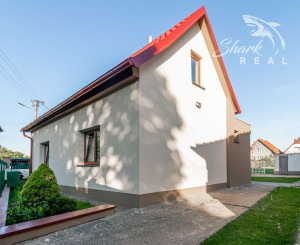 REZERVOVANÉ - Na predaj pekný dom so záhradou