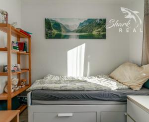 REZERVOVANÉ - Na predaj pekný dom so záhradou