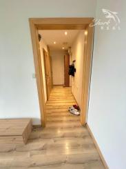 Na prenájom svetlý 2 izbový byt