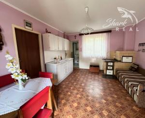 REZERVOVANÉ - RD - Chalupa pri potôčiku / Nová Baňa