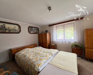 REZERVOVANÉ - RD - Chalupa pri potôčiku / Nová Baňa