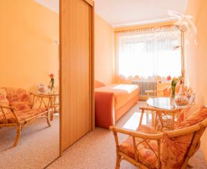 Čiastočne zrekonštruovaný dom vo výbornej lokalite s garážou