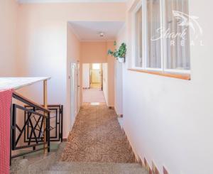 Čiastočne zrekonštruovaný dom vo výbornej lokalite s garážou