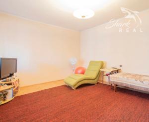 Čiastočne zrekonštruovaný dom vo výbornej lokalite s garážou